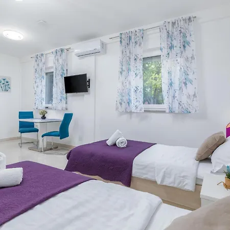 Apartmán Cozy In With Wifi Pula