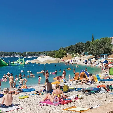 Cozy In With Wifi Appartement Pula