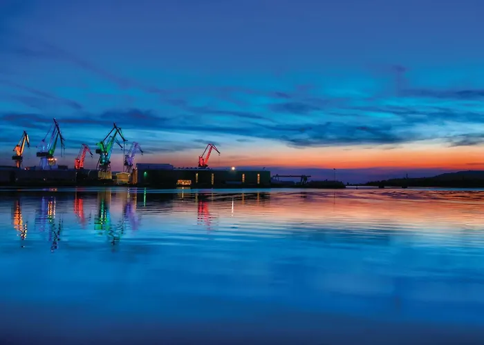 Cozy In With Wifi 아파트 풀라