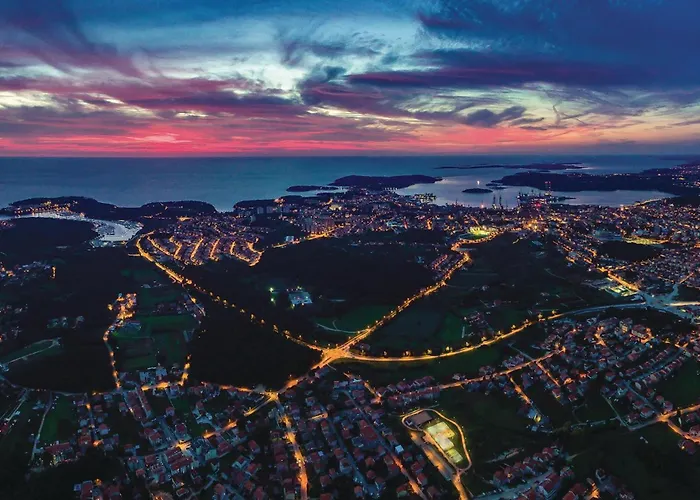 Cozy In With Wifi * 풀라